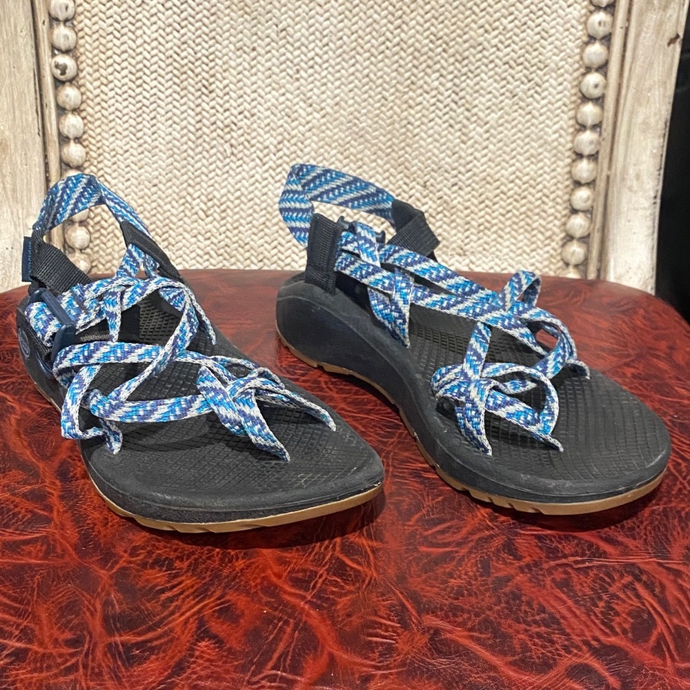 Chaco Women's Classic Sandals, Blue & Black, Size 8